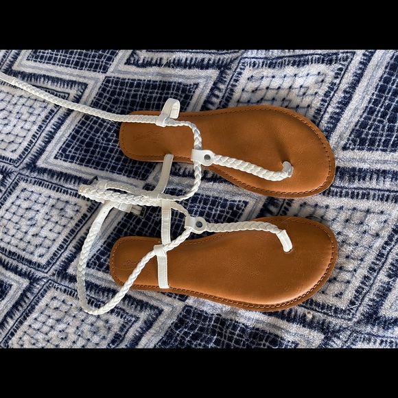 Summer Sandals - Picture 4 of 5